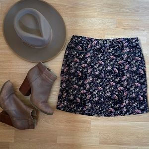 Beautiful Corduroy Floral Mini Skirt 💐